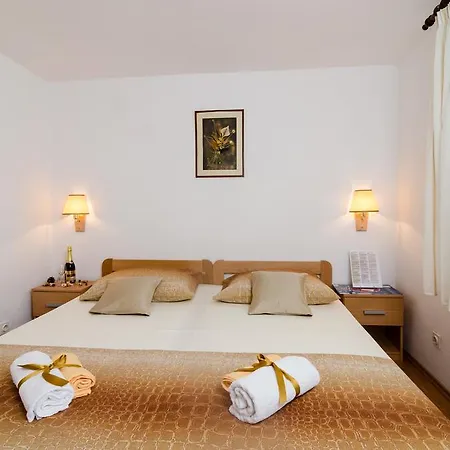 Gostinjska kuća Radic 3*